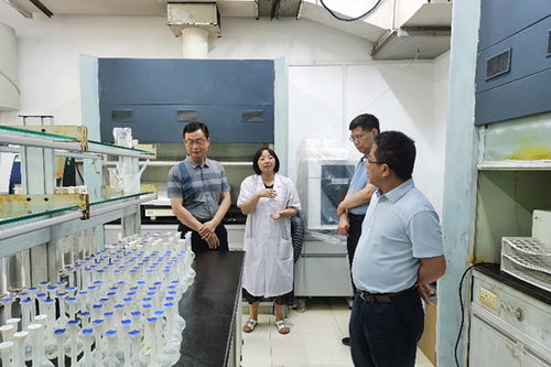 農業農村部耕地質量監測保護中心主任謝建華一行調研指導成都山地所土壤普查工作