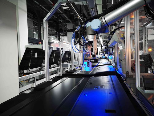 加大創(chuàng)新向高質(zhì)量發(fā)展邁進 趁政策東風(fēng)，長虹全面加速數(shù)字化轉(zhuǎn)型